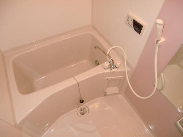 イーズフィールド Bの物件内観写真